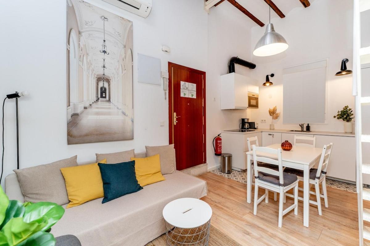 Apartament Cozy Loft In Chamberi,